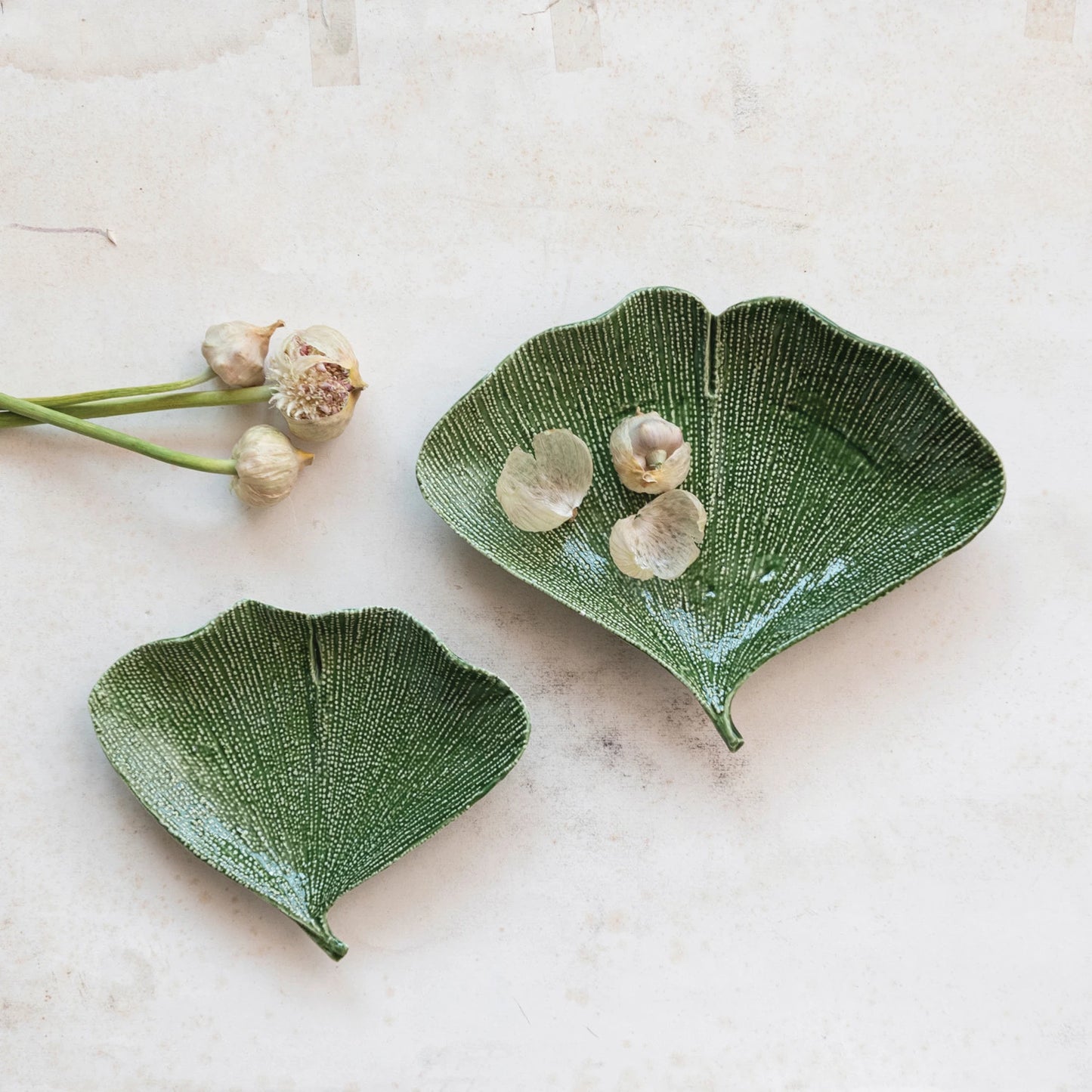 Stoneware Gingko Leaf Shaped Plates